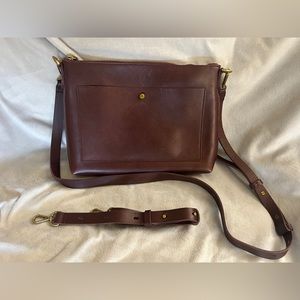 Madewell - Transport Shoulder Crossbody Bag (Dark Cabernet)